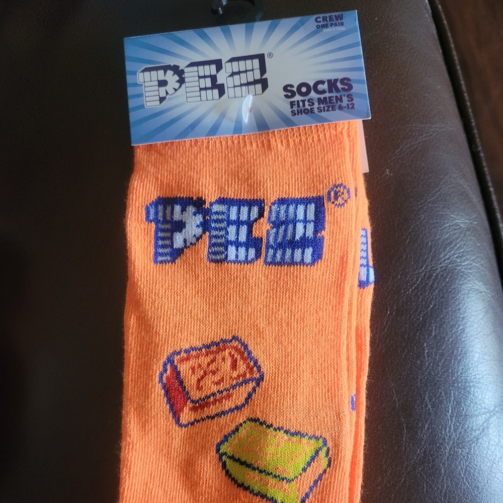 Pez Crew Socks